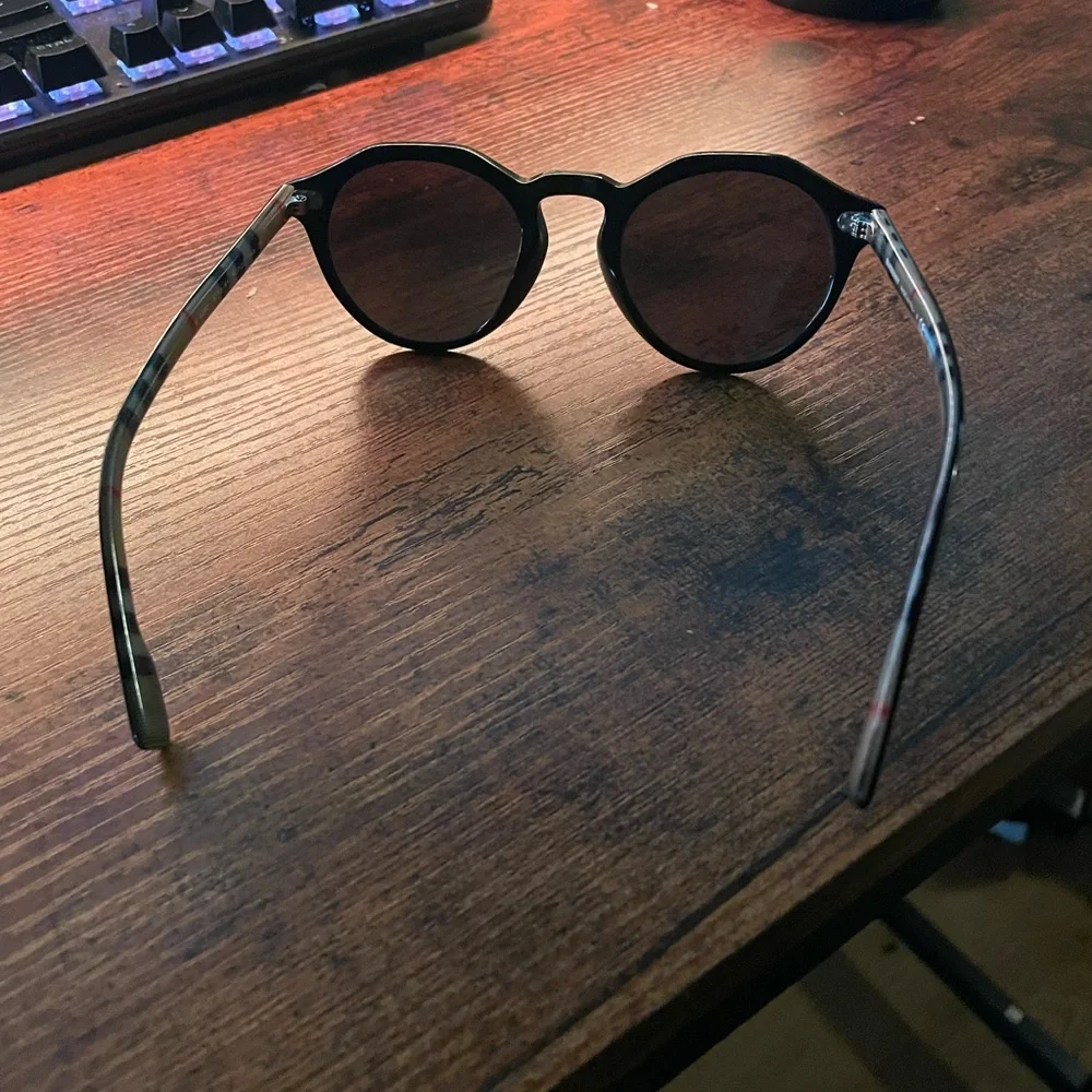Burberry glasses